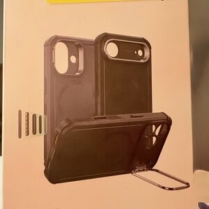 ESR Tech “Cyber Series” Military Grade iPhone 17 Pro MagSafe case- Orange